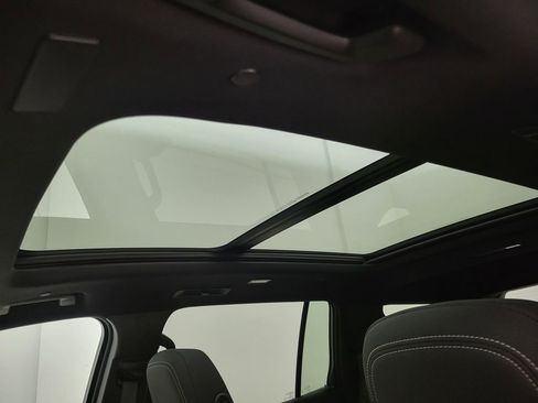 New 2026 Chevrolet Traverse LT w/ Sun and Wheel Package image 13