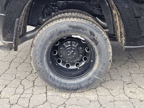 New 2026 RAM 3500 Laramie w/ Night Edition AWD/4WD image 9