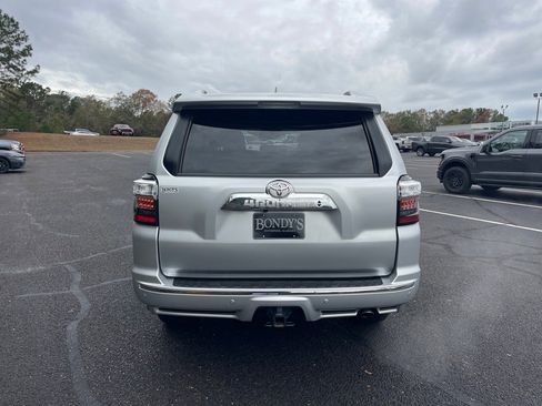 Used 2024 Toyota 4Runner Limited image 15