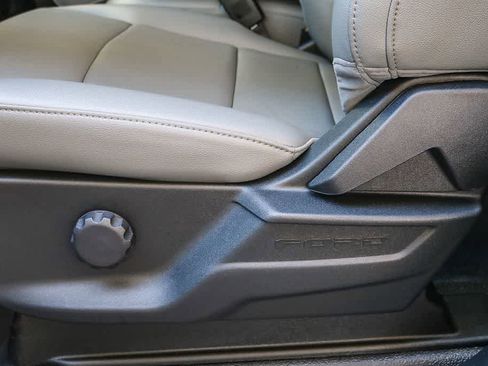 New 2026 Ford F250 XL w/ XL Chrome Package image 28