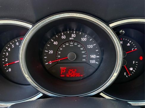 Used 2013 Kia Sorento LX AWD/4WD image 31
