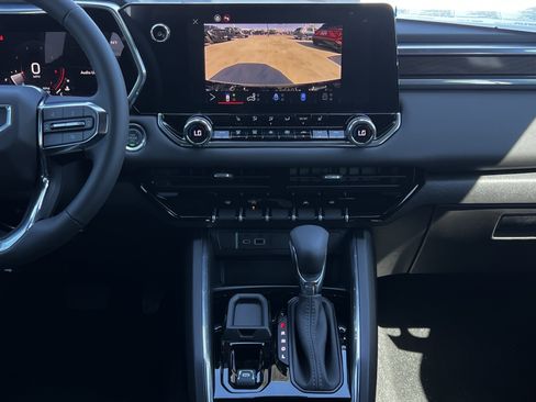 New 2026 GMC Canyon Elevation w/ Convenience Package image 14