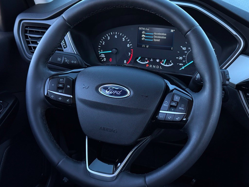 Used 2022 Ford Escape SE w/ Cold Weather Package FWD image 8