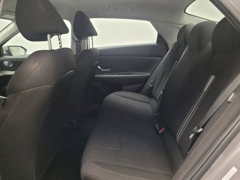 Used 2024 Hyundai Elantra Blue FWD image 18