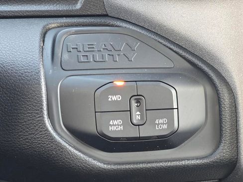 New 2026 RAM 2500 Tradesman w/ Chrome Appearance Group AWD/4WD image 10