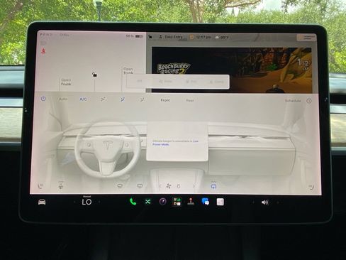 Used 2021 Tesla Model Y Long Range AWD/4WD image 31