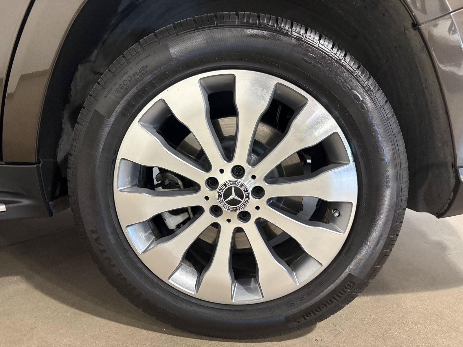 Used 2017 Mercedes-Benz GLS 450 4MATIC image 50
