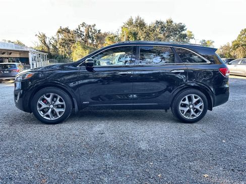 Used 2018 Kia Sorento SX image 3