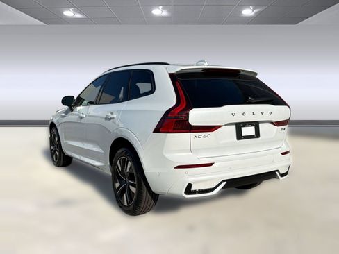 New 2026 Volvo XC60 B5 Plus w/ Climate Package AWD/4WD image 3
