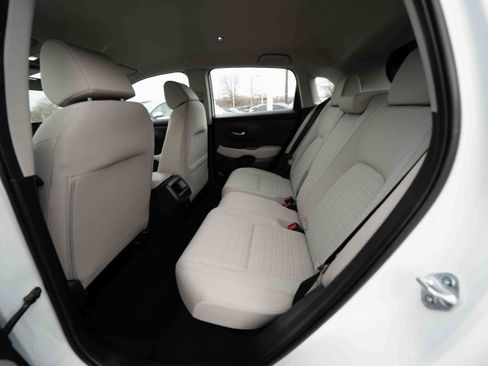 Used 2025 Honda HR-V LX image 23