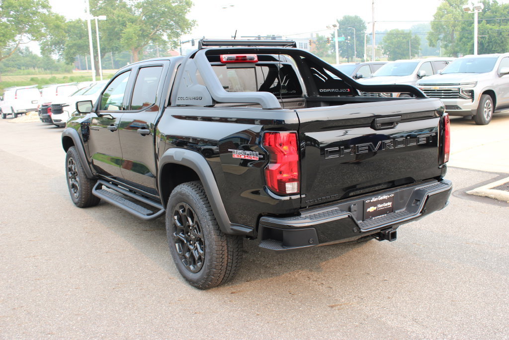 New 2026 Chevrolet Colorado Trail Boss w/ Midnight Edition AWD/4WD image 32