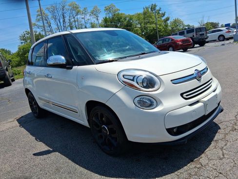 Used 2014 FIAT 500L Lounge FWD image 3