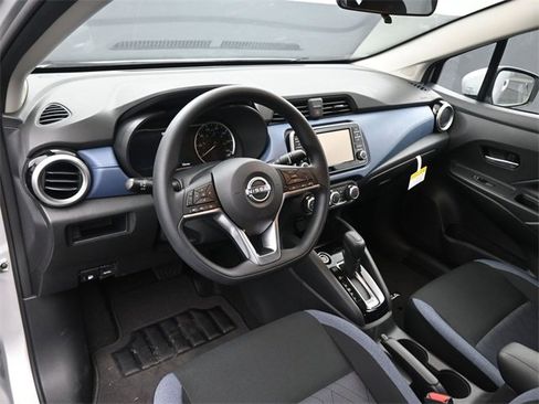 New 2025 Nissan Versa SV w/ Trunk Package image 10