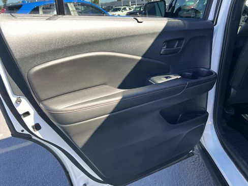 Used 2022 Honda Pilot TrailSport image 23
