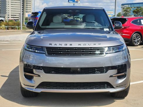 Used 2024 Land Rover Range Rover Sport Dynamic SE AWD/4WD image 2