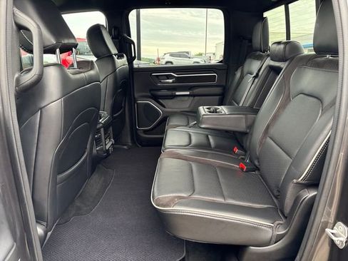 Used 2023 RAM 1500 Laramie AWD/4WD image 19