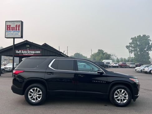 Used 2021 Chevrolet Traverse LT AWD/4WD image 9