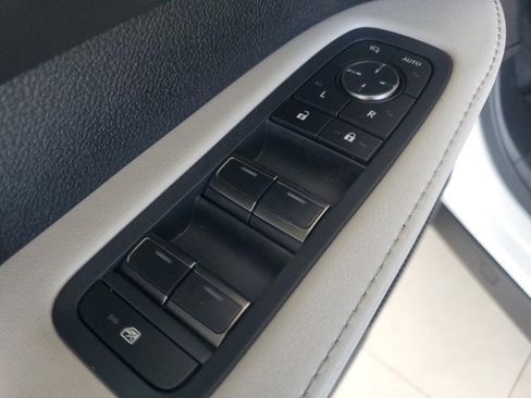 Used 2023 Lexus RX 350 Premium image 22