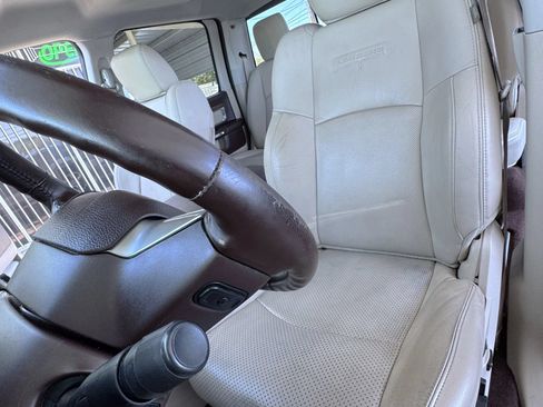 Used 2016 RAM 1500 Laramie w/ Protection Group AWD/4WD image 19