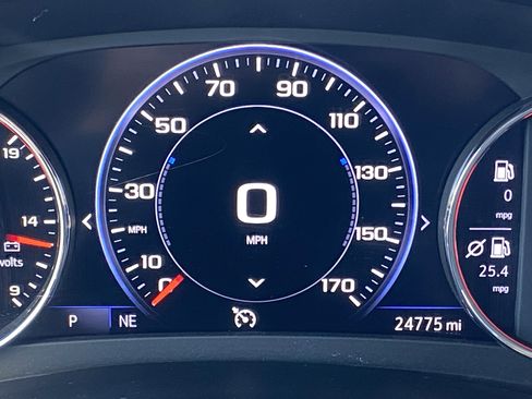Used 2024 Chevrolet Malibu LT FWD image 11