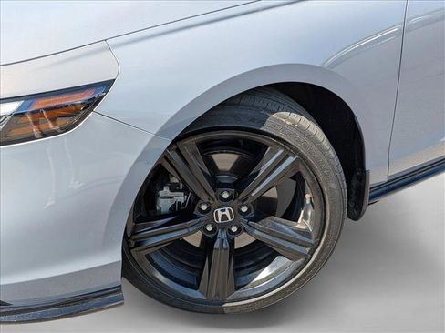 Used 2023 Honda Accord Sport image 10