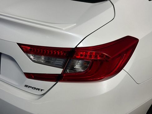 Used 2020 Honda Accord Sport image 34