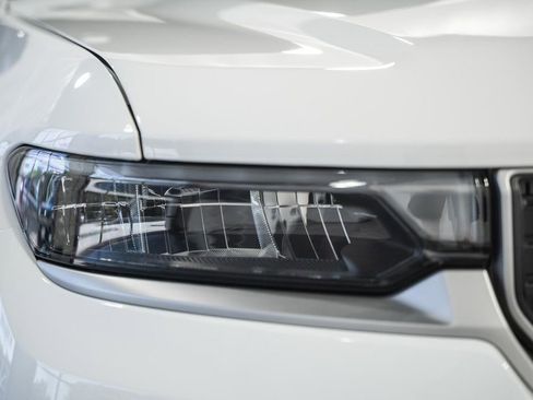 New 2026 Jeep Grand Cherokee Limited AWD/4WD image 12