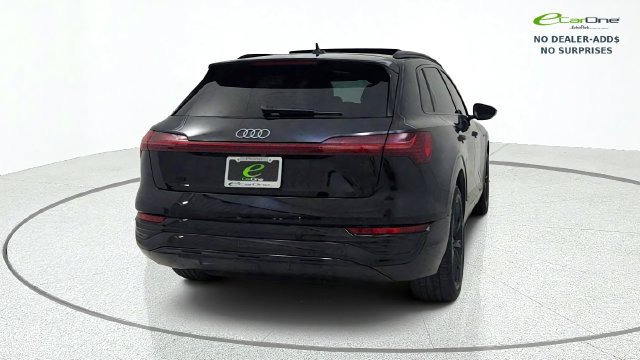 Used 2024 Audi Q8 e-tron Premium AWD/4WD image 7