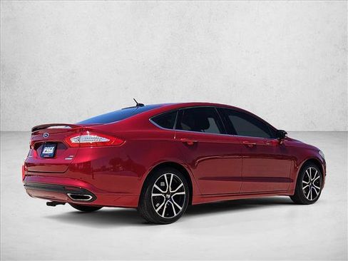 Used 2015 Ford Fusion SE FWD image 5