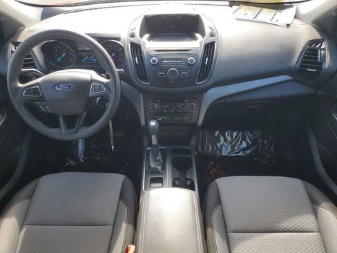 Certified 2017 Ford Escape SE image 9