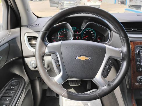 Used 2014 Chevrolet Traverse LT FWD image 8