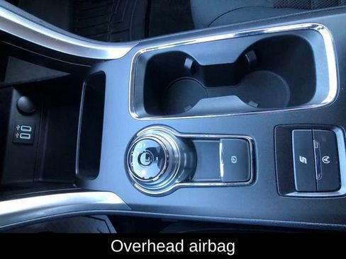 Used 2020 Ford Fusion SE image 21