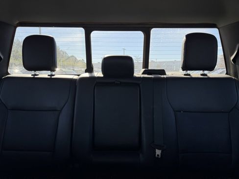 Used 2023 Ford F250 Lariat w/ Black Appearance Package image 28