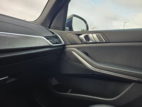 Certified 2022 BMW X5 xDrive40i w/ Parking Assistance Package image 26