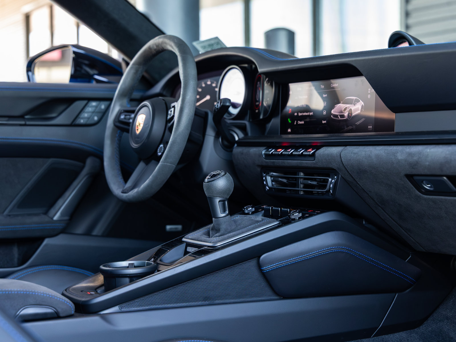 Certified 2023 Porsche 911 Carrera GTS RWD image 47