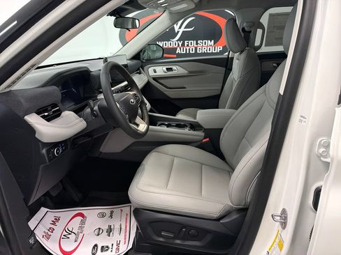 New 2026 Ford Explorer Active w/ Active Comfort Package RWD image 11