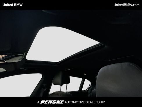 Used 2020 BMW 740i w/ M Sport Package RWD image 12