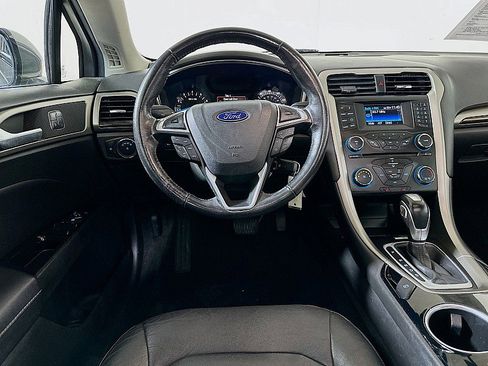 Used 2013 Ford Fusion SE image 22