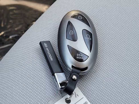 Used 2024 Hyundai Kona SEL AWD/4WD image 21