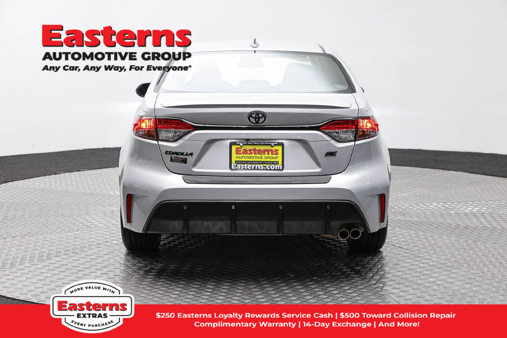 Used 2024 Toyota Corolla SE FWD image 7