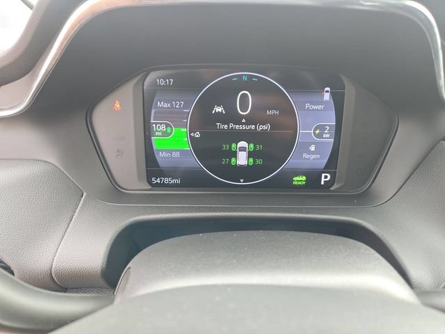 Used 2022 Chevrolet Bolt EUV LT w/ Convenience Package FWD image 12