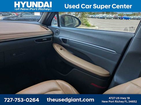 Used 2021 Hyundai Sonata Limited image 19