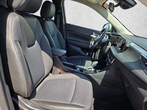 Used 2025 Buick Encore GX Preferred FWD image 19