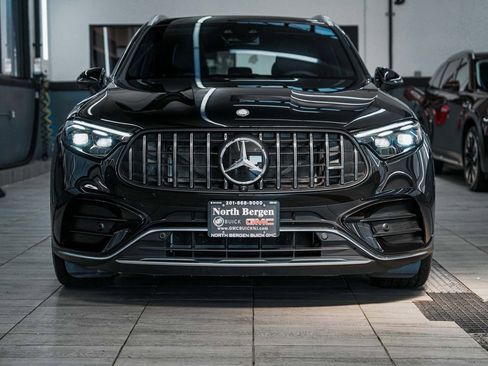 Used 2024 Mercedes-Benz GLC 43 AMG AMG GLC 43 w/ Driver Assistance Package image 2