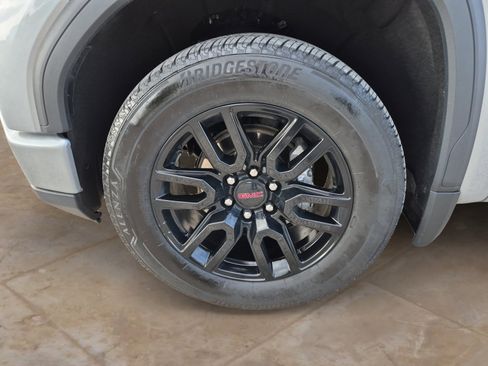 Used 2024 GMC Sierra 1500 Elevation AWD/4WD image 29
