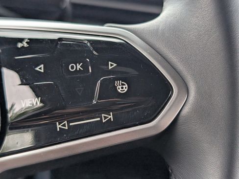 Used 2025 Volkswagen ID. Buzz Pro S Plus RWD image 39