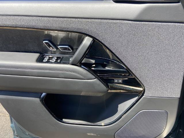 Used 2024 Land Rover Range Rover Sport Dynamic SE AWD/4WD image 19