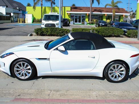 Used 2016 Jaguar F-TYPE Convertible image 12