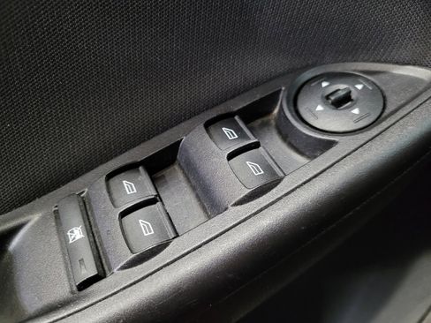 Used 2016 Ford Focus SE FWD image 27