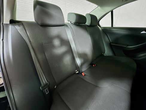 Used 2016 Volkswagen Jetta S image 23